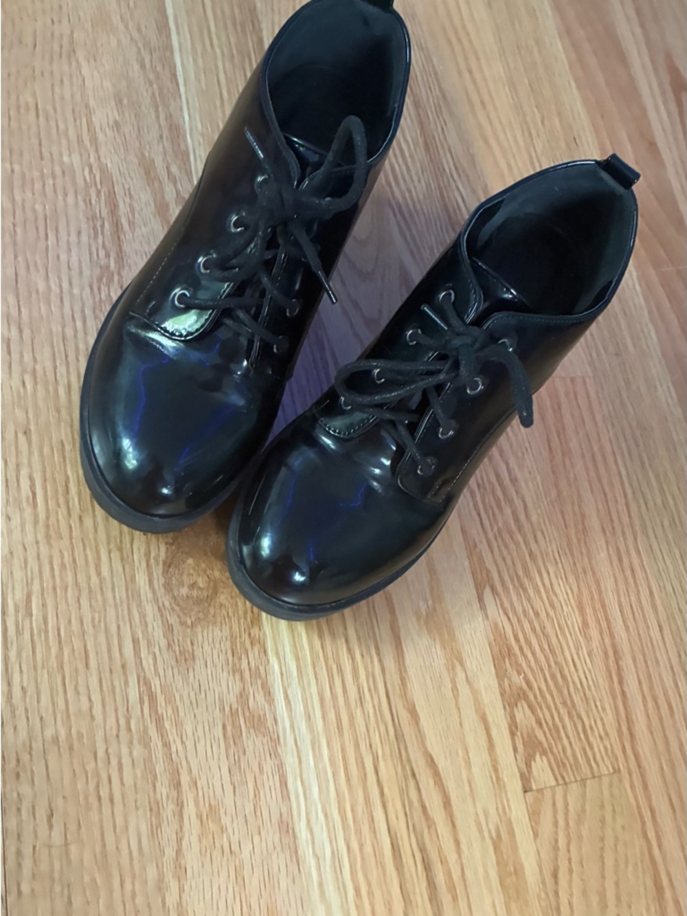TOP Moda Black Patent Lace-Up Ankle Booties